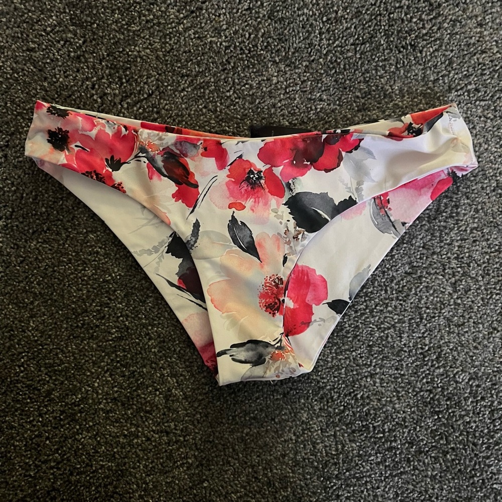 Vaya island bikini bottoms size small